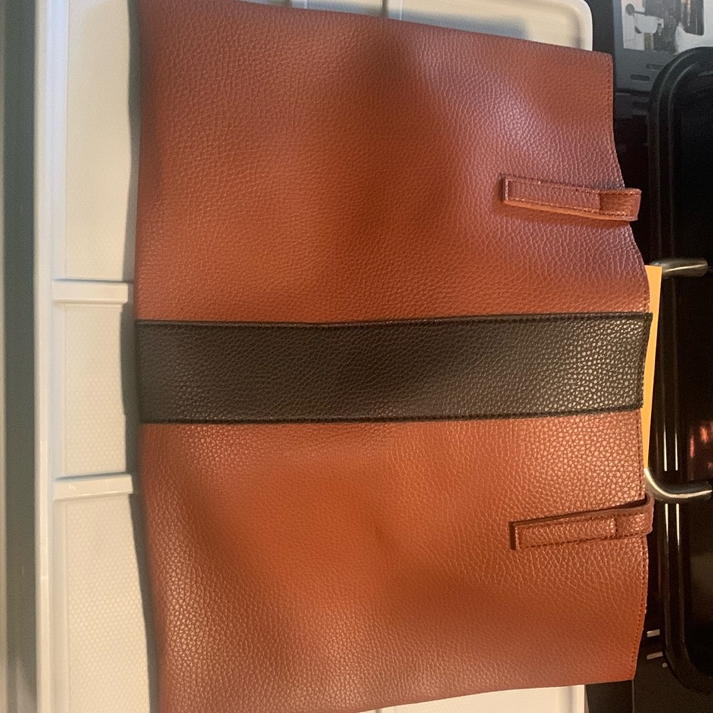 Vince Camino shoulder/tote purse